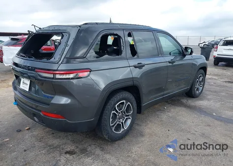 2022 Jeep Grand Cherokee 4Xe Trailhawk 4X4 from USA, damaged, VIN 1C4RJYC69N8756423